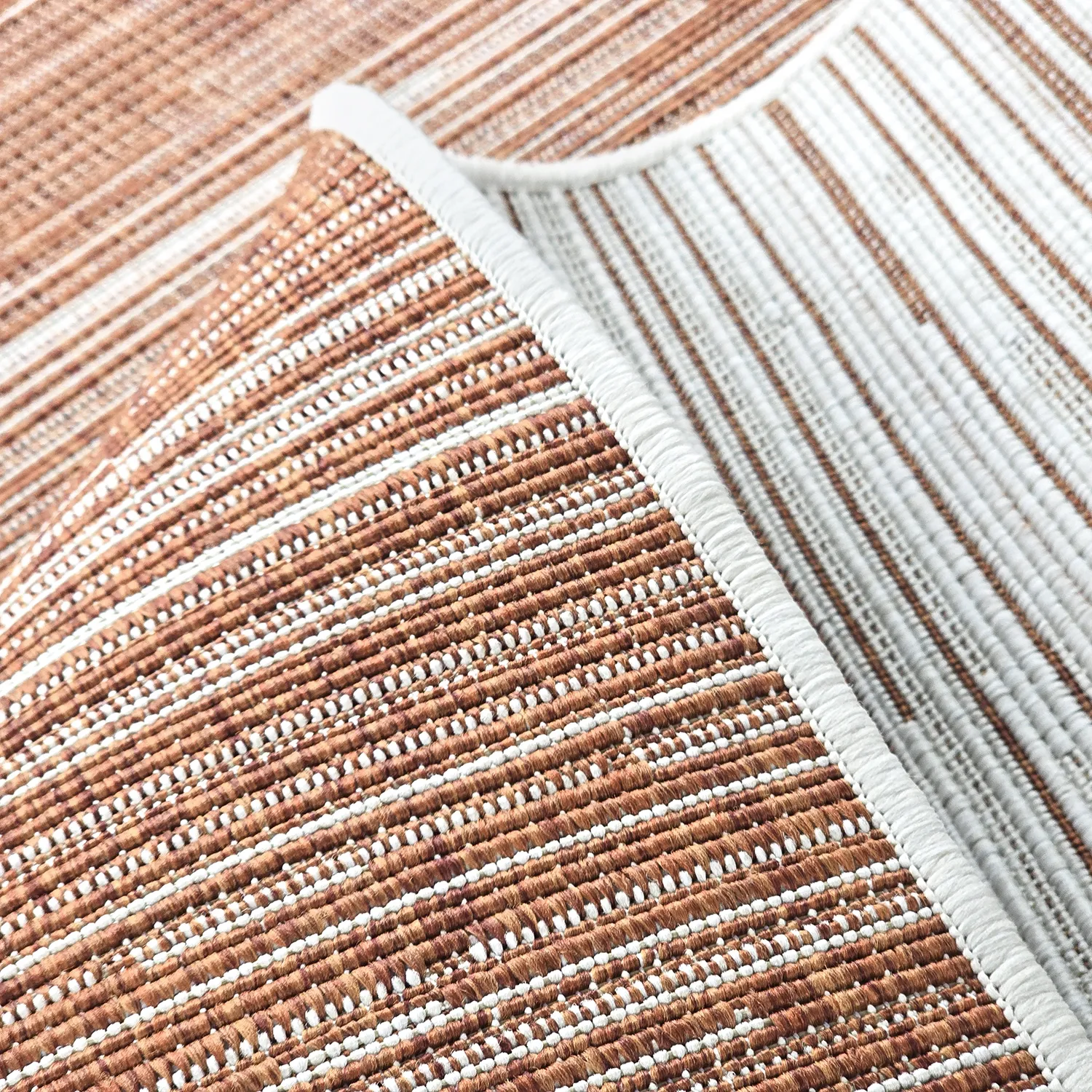 Indoor/Outdoor rug - utomhusmatta - Arcata (red)