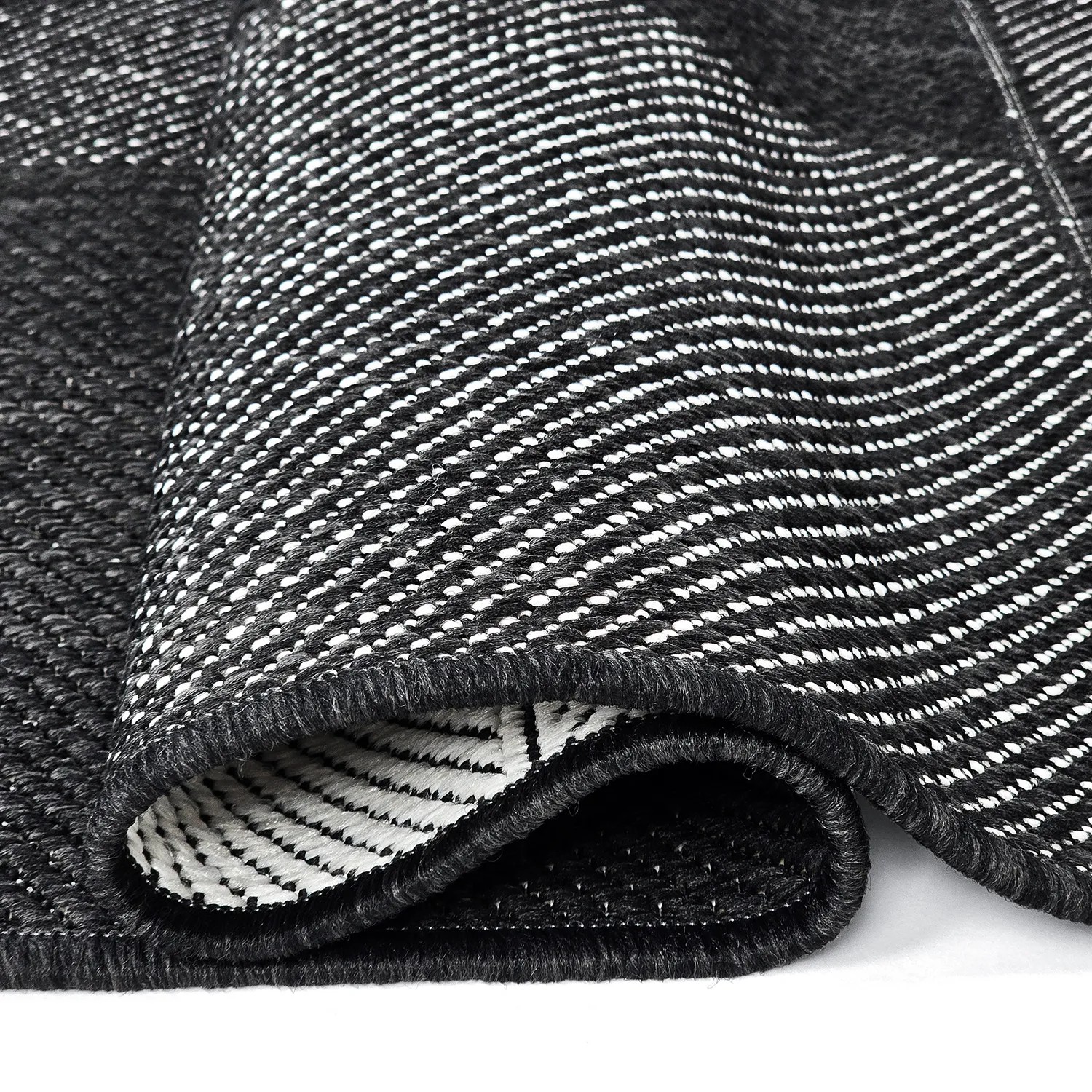 Indoor/Outdoor rug - utomhusmatta - Ava (black)