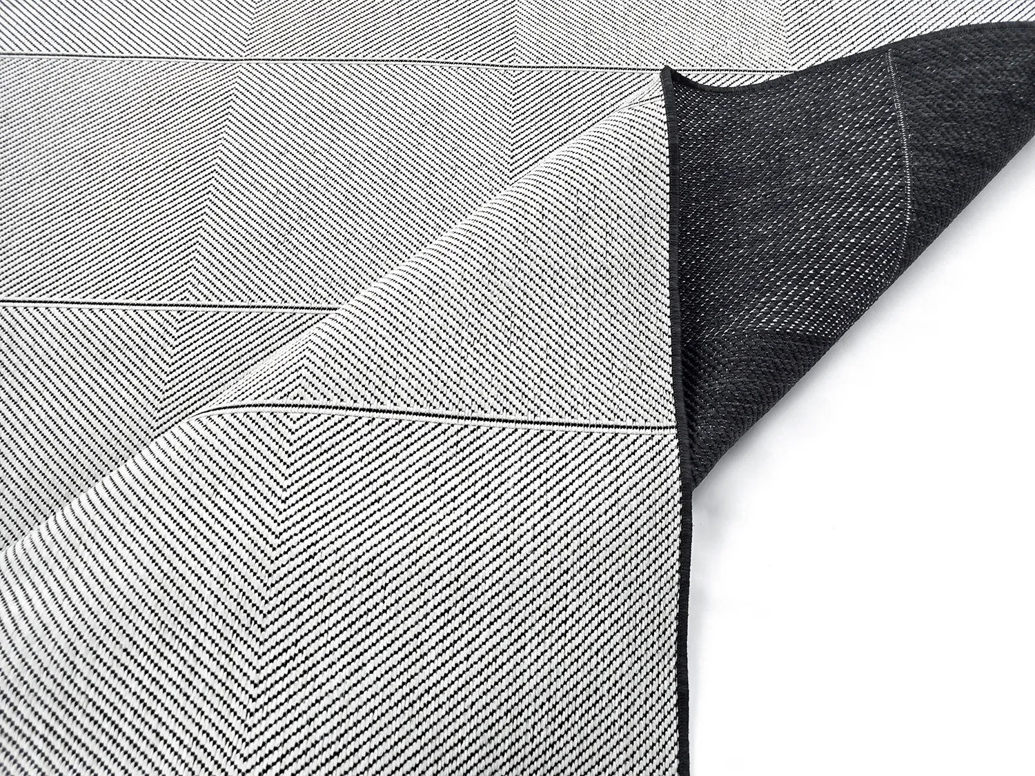 Indoor/Outdoor rug - utomhusmatta - Ava (black)