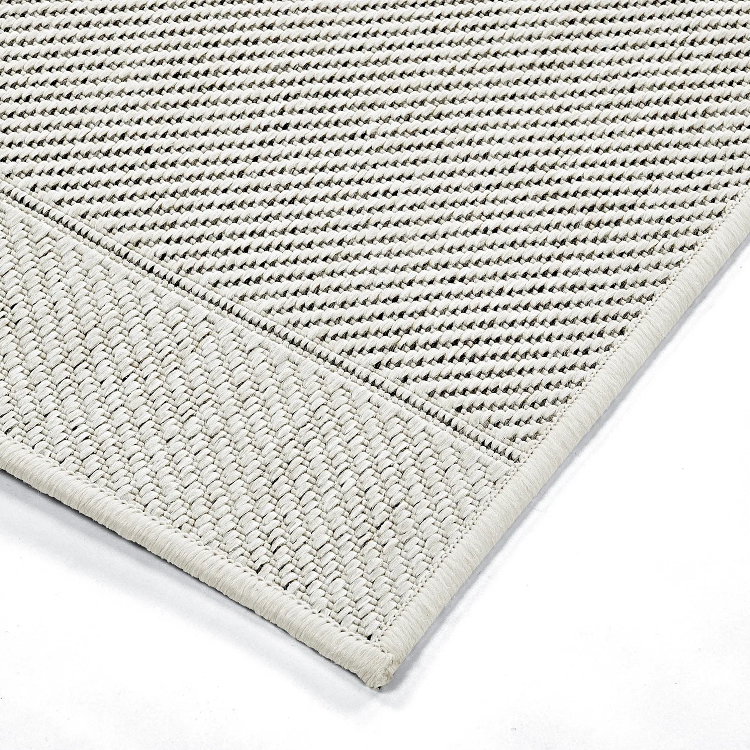 Indoor/Outdoor rug - utomhusmatta - Ava (white)