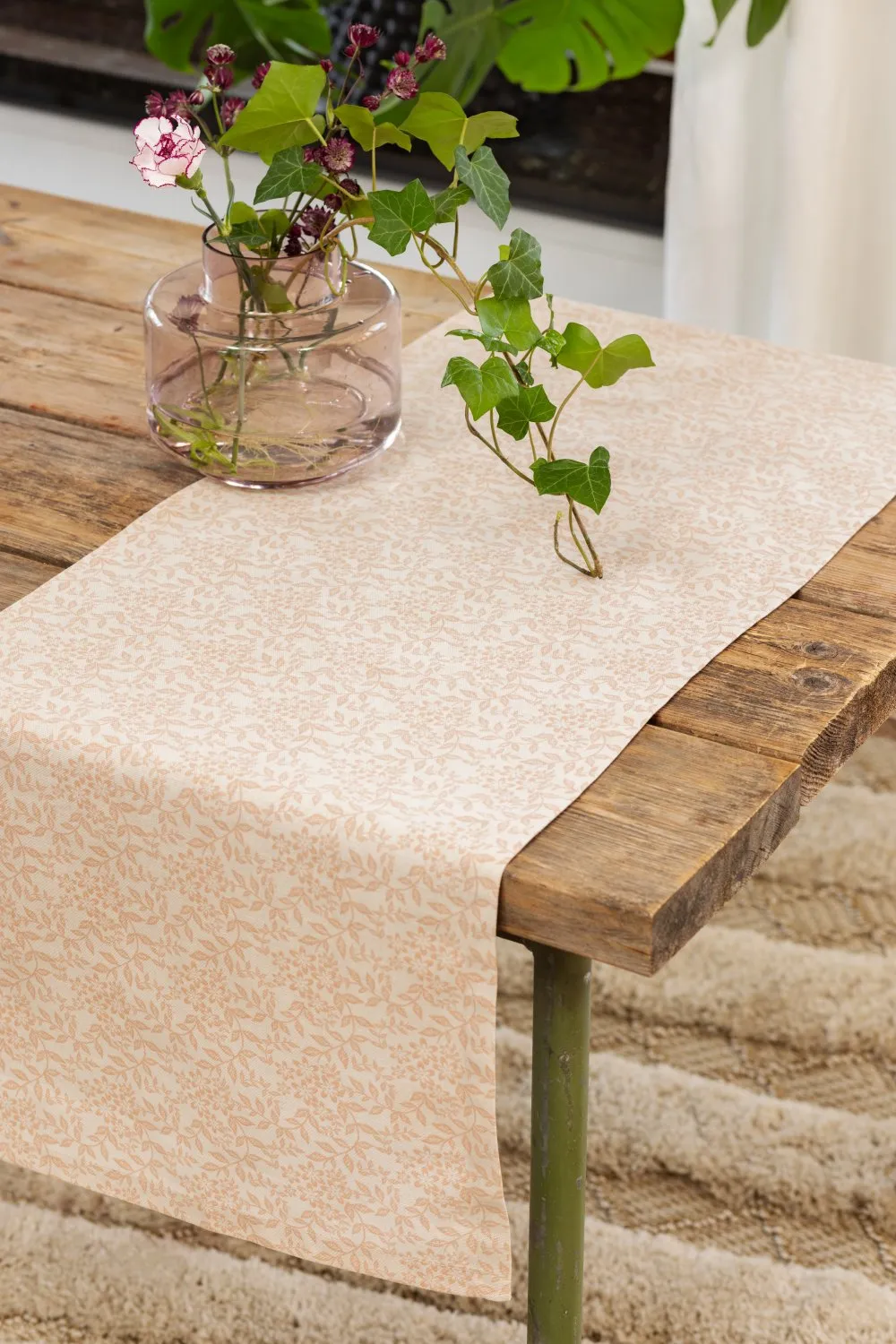 Table runner - Lilja (beige)