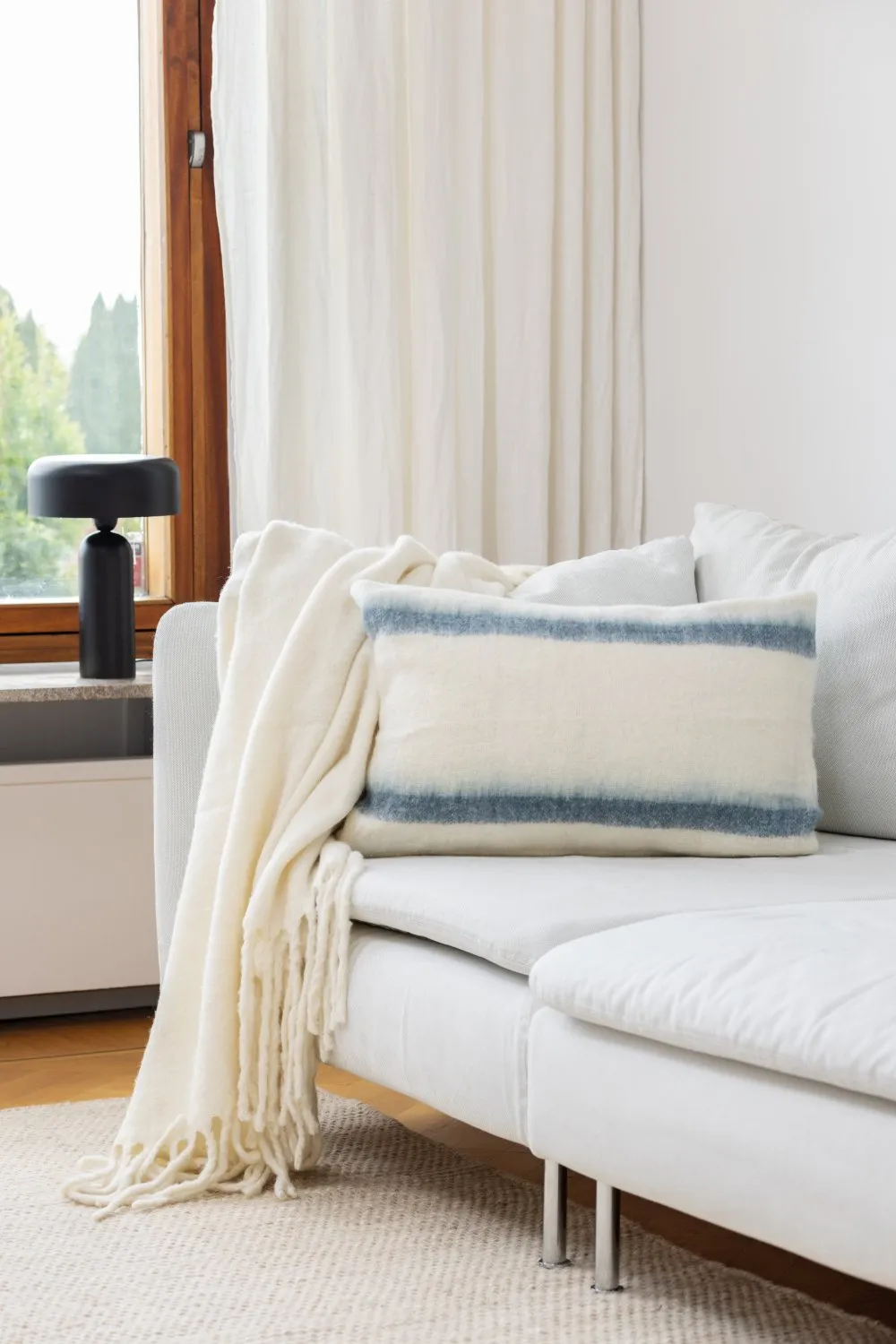 Cushion cover in wool mix - Miranda (blue)