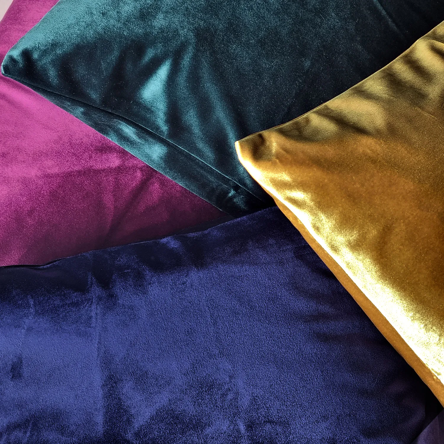 Velvet cushion cover - Marlyn (yellow)