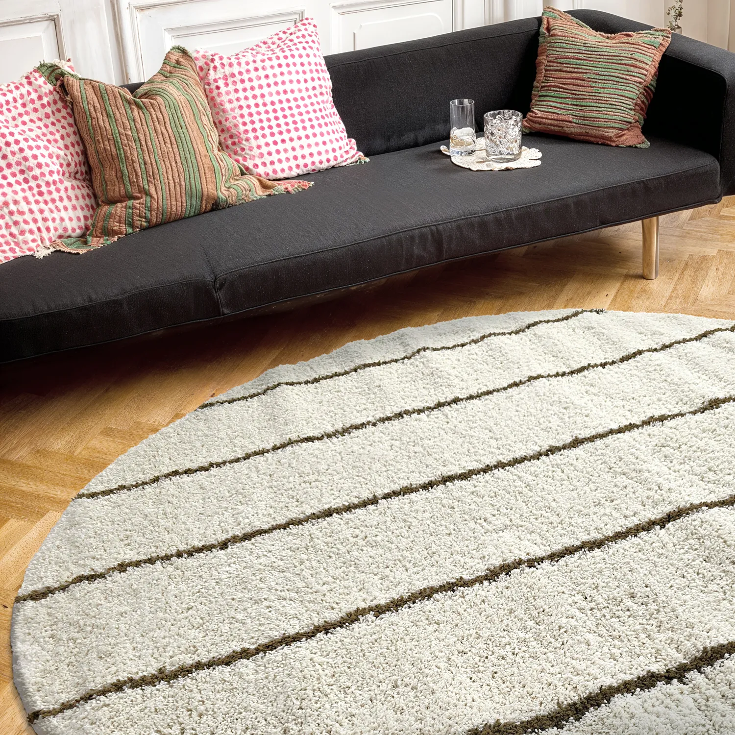 Round rugs - Eze (white/green)