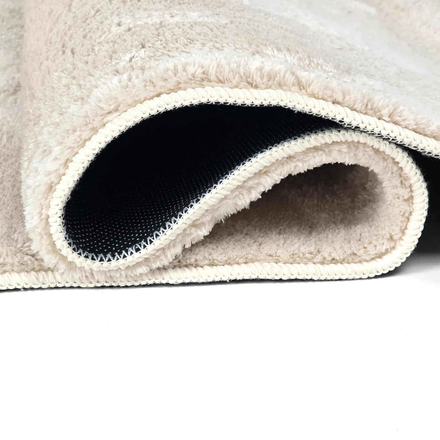 Oval Shaggy Rug - Aranga Super Soft Fur (beige)
