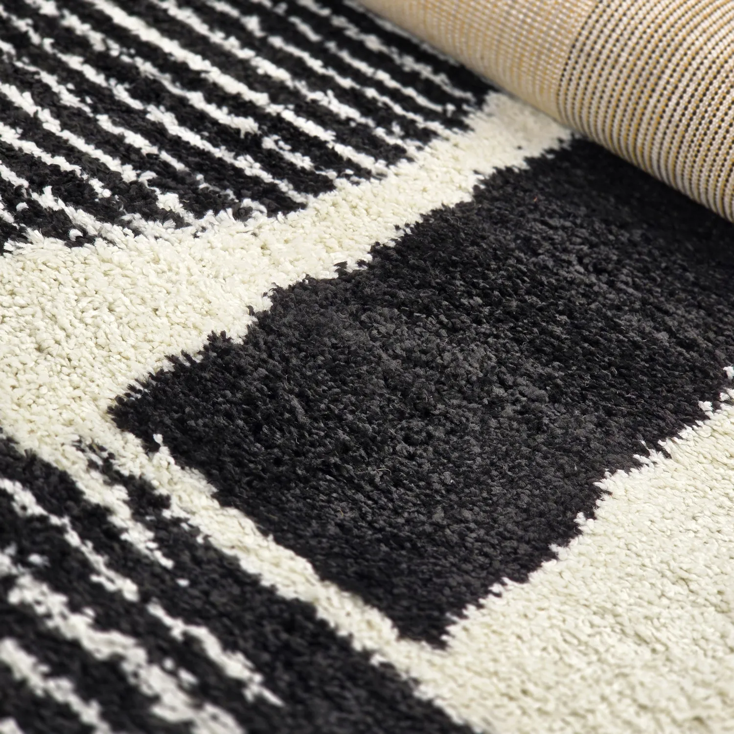 Shaggy rugs - Maron (black/white)