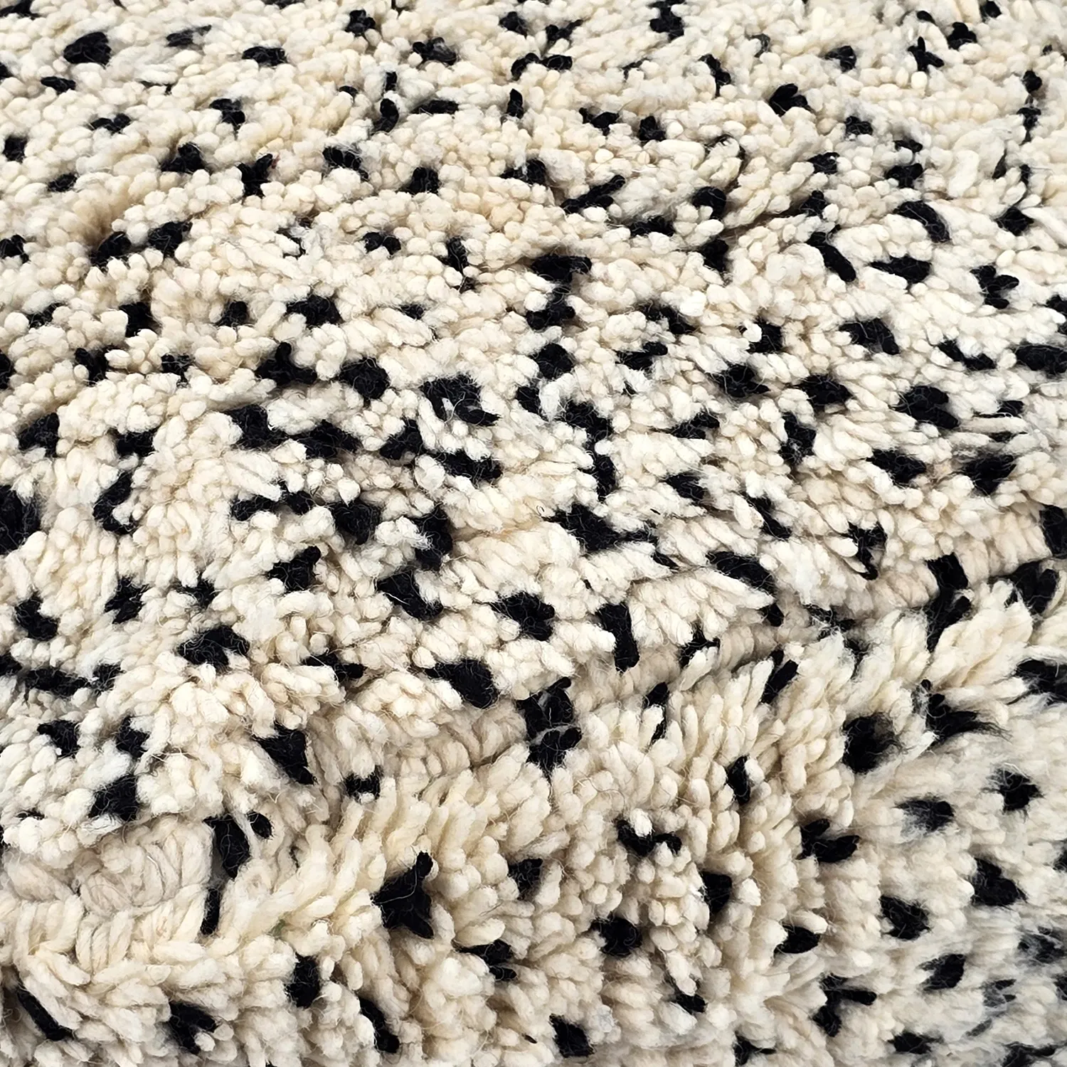 Pouf - Moroccan Beni Ourain 028