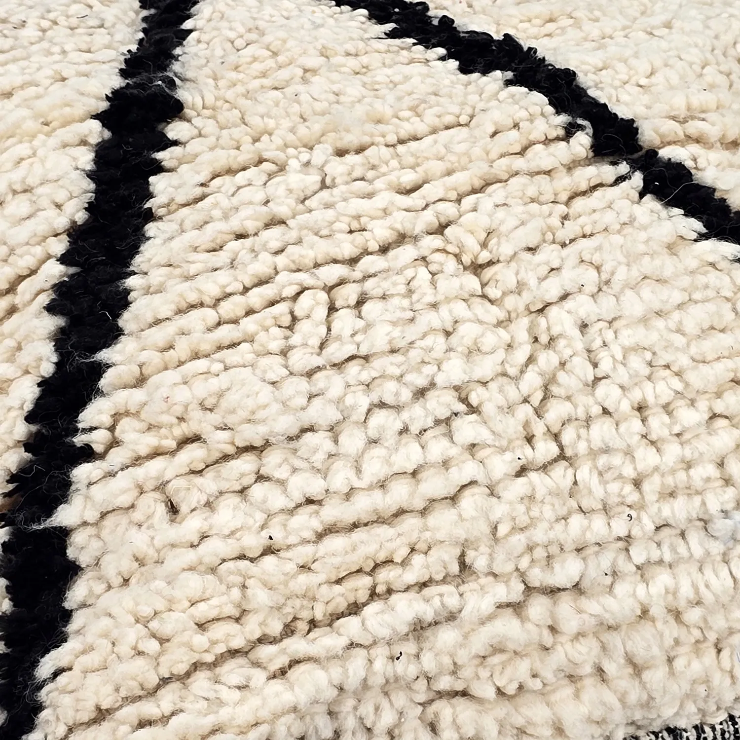 Pouf - Moroccan Beni Ourain 056