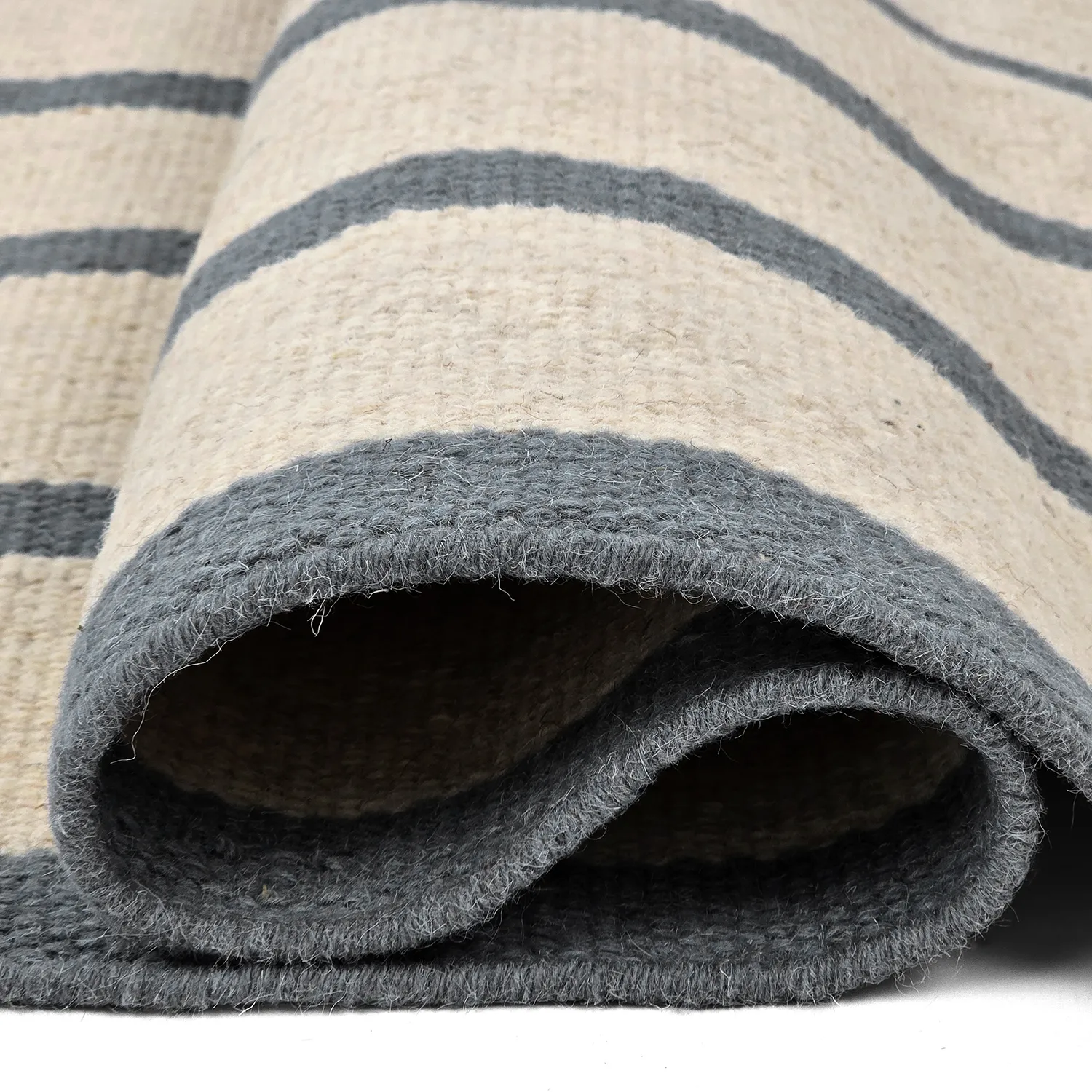 Wool rug - Luton (faded denim/white)