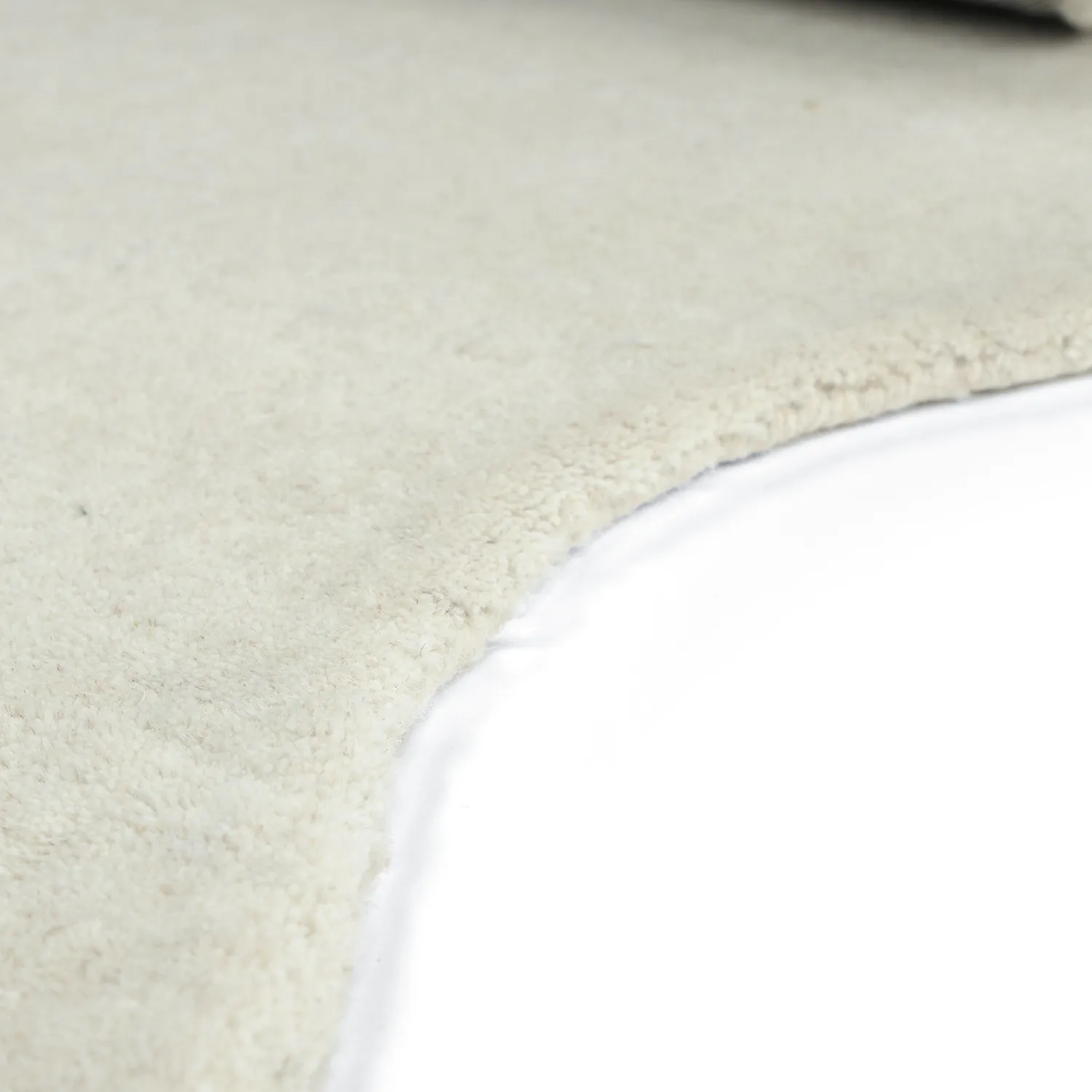 Wavy Wool Rug - Diu Hand Tufted Wool Premium (white)