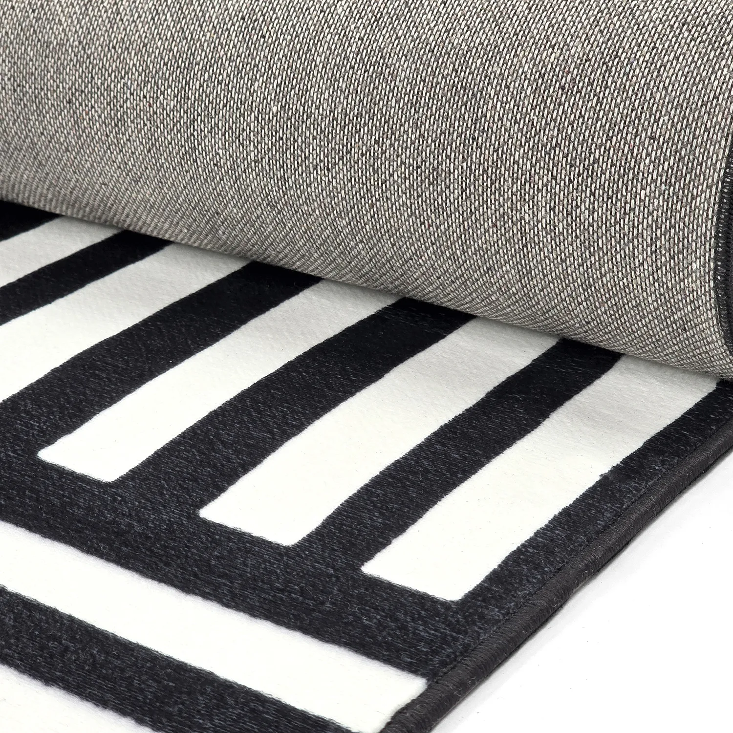 Wilton rug - Joma (black/white)