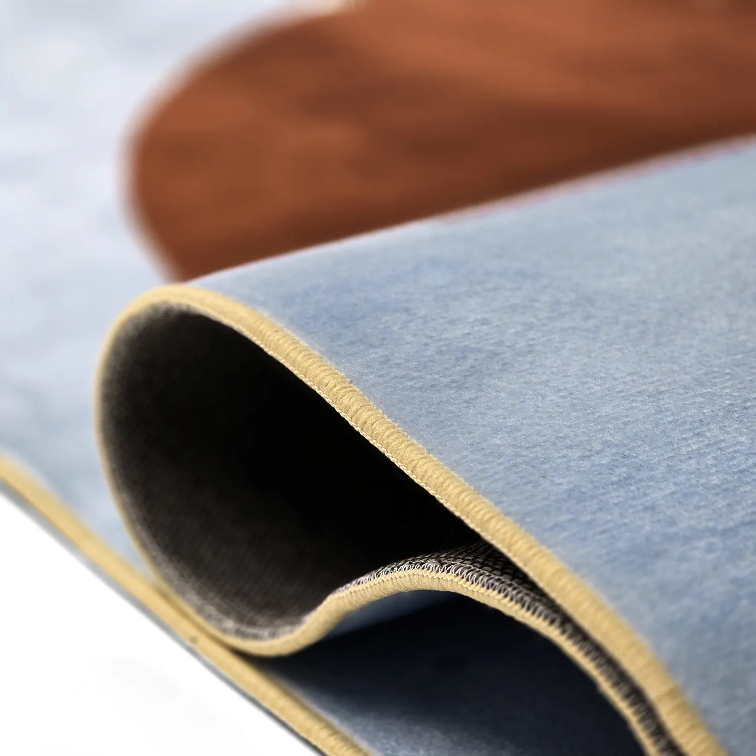 Wilton rug - Taos (light blue/multi)